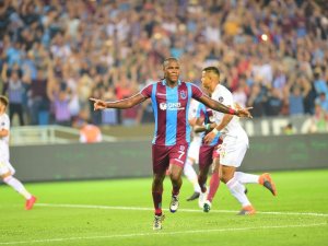 Hugo Rodallega Kendini Aştı