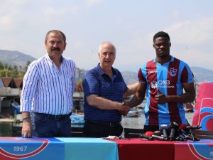 Trabzonspor Calep Ekuban İle Sözleşme İmzaladı