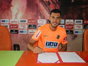 Alanyaspor, Ceyhun Gülselam’ı Renklerine Bağladı