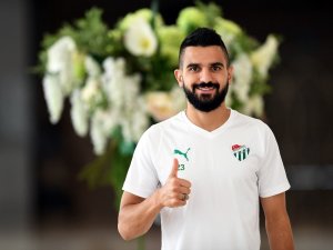 Aziz Behich Takım Arkadaşlarıyla Vedalaştı