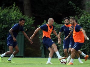 Fenerbahçe Pas Ve Şut Çalıştı