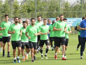 Atiker Konyaspor, Fenerbahçe Sınavına Hazırlanıyor