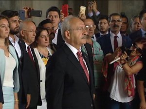 Chp Anıtkabir’i Ziyaret Etti