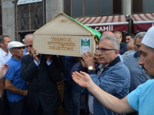 Bakan Turhan, Trabzon’da Cenaze Namazına Katıldı