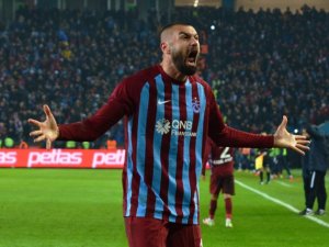 Trabzonspor’da Burak Yılmaz’ın Kaptanlığı Alındı