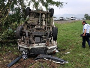 Eşiyle Tartışırken Kaza Yaptı: 5 Yaralı