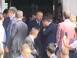 Cumhurbaşkanı Erdoğan Cuma Namazını Başyazıcıoğlu Camii’nde Kıldı
