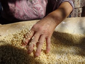 Bu Köyde ‘Kuskus’ Kadınların Geçim Kapısı Oldu