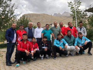 Milli Grekoromenciler Dünya Şampiyonası’na Hazırlanıyor