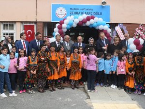 Trabzon’da İlk Ders Zili Çaldı, Öğrenciler Ders Başı Yaptı