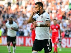 Negredo’dan Beşiktaş’a Teşekkür