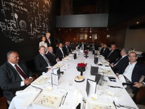 Zagreb Kulübü, Fenerbahçe Yönetimini Yemekte Ağırladı