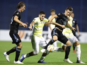 Fenerbahçe Zagreb’te Yıkıldı