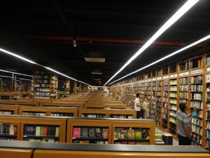 Avrupa’nın En Büyük Kitabevi Türkiye’de Açıldı