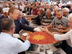 Trabzon’da Aşure Dağıtımına Yoğun İlgi