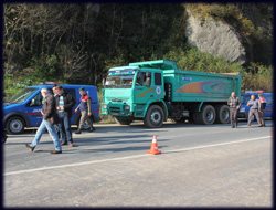 Rize’de İlginç Kamyoncu Protestosu