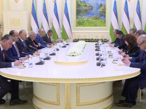 Binali Yıldırım Özbekistan Cumhurbaşkanı İle Görüştü