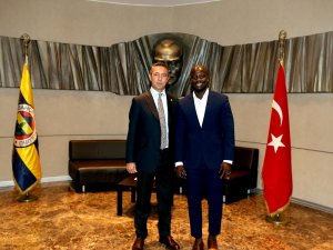 Fenerbahçe Başkanı Ali Koç, Appiah İle Bir Araya Geldi