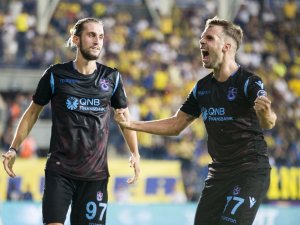 Filip Novak En Golcü Savunmacılardan Biri Oldu