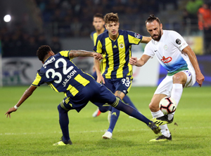 Fenerbahçe - Çaykur Rizespor Maçı 2 Mart'ta Oynanacak