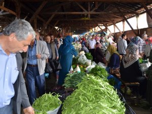 Marketi Pahalı Bulan Kadınlar Hali’ne Akın Etti