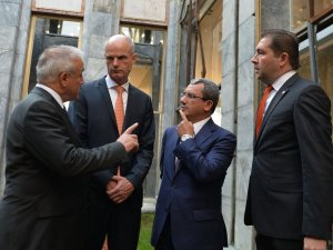 Hollanda Dışişleri Bakanı Blok’tan Tbmm’ye Ziyaret