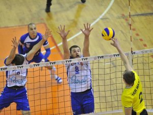 Halkbank, Fenerbahçe’yi 3-1 Mağlup Etti
