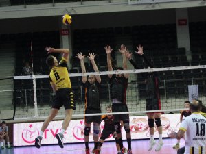 Galatasaray, Arhavi Belediyesine Yenildi