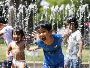 Japonya’da Şaşırtan Sıcaklar