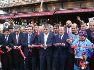 Şenol Güneş, Trabzon’da Açılışa Katıldı
