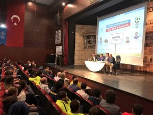 Futbolun Efsaneleri Mardinli Gençlerle Buluştu