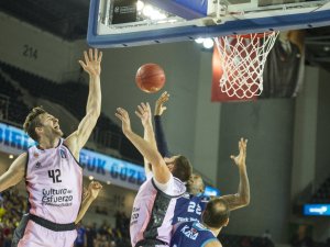 Türk Telekom Basketbol Takımı, İspanya Ekibine Yenildi