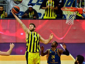 Fenerbahçe’den Muhteşem Başlangıç
