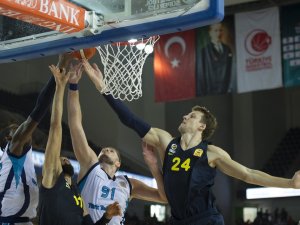 Fener Ankara’da Kazandı