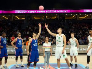 Efes Euroleague’de İlk Mağlubiyetini Aldı