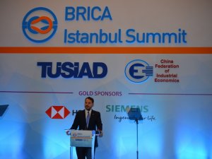 "Türkiye Yeni Bir Ekonomik Başarı Hikayesi Yazıyor"