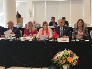 Ak Parti Giresun Milletvekili Cemal Öztürk, Yunanistan’da Türkiye’deki Sendikalaşmayı Anlattı
