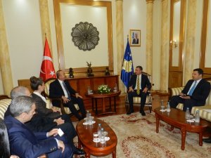 Çavuşoğlu Kosova Meclis Başkanı Veseli İle Görüştü