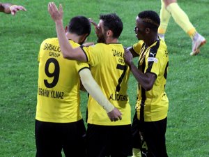 İstanbulspor: 3 - Giresunspor: 1