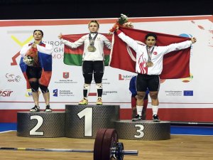 Duygu Aynacı’dan Avrupa 3.’lüğü