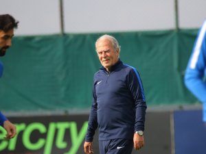 Mustafa Denizli Oyuncularının İsteğinden Çok Memnun