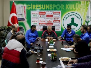 Hüseyin Kalpar: “18 Kişilik Kadroyu Zor Çıkartacağız”