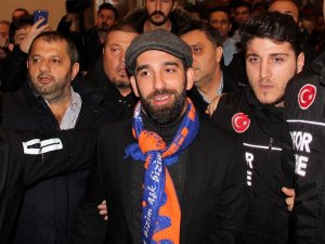 Arda Turan Baba Oldu