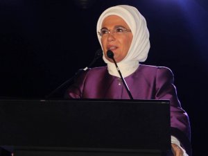 "Kadına Şiddet İnsanlığa İhanettir"