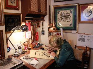 Hat Sanatı Aşkı İle Kanseri Yendi