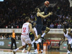 Fener 4’te 4 Yaptı