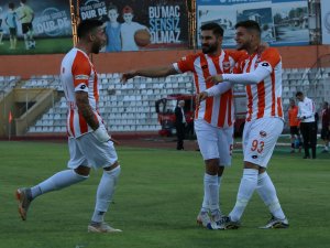 Adanaspor Karabük’ü 4 Golle Geçti