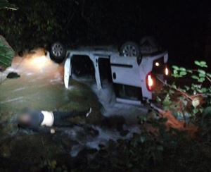 Trabzon’da hafif ticari araç dereye uçtu 1 ölü