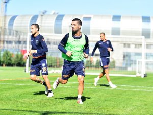 Beşiktaş Mesaisi Başladı
