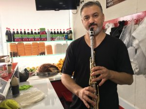 Çiğ Köfte Ve Klarnet Bir Arada